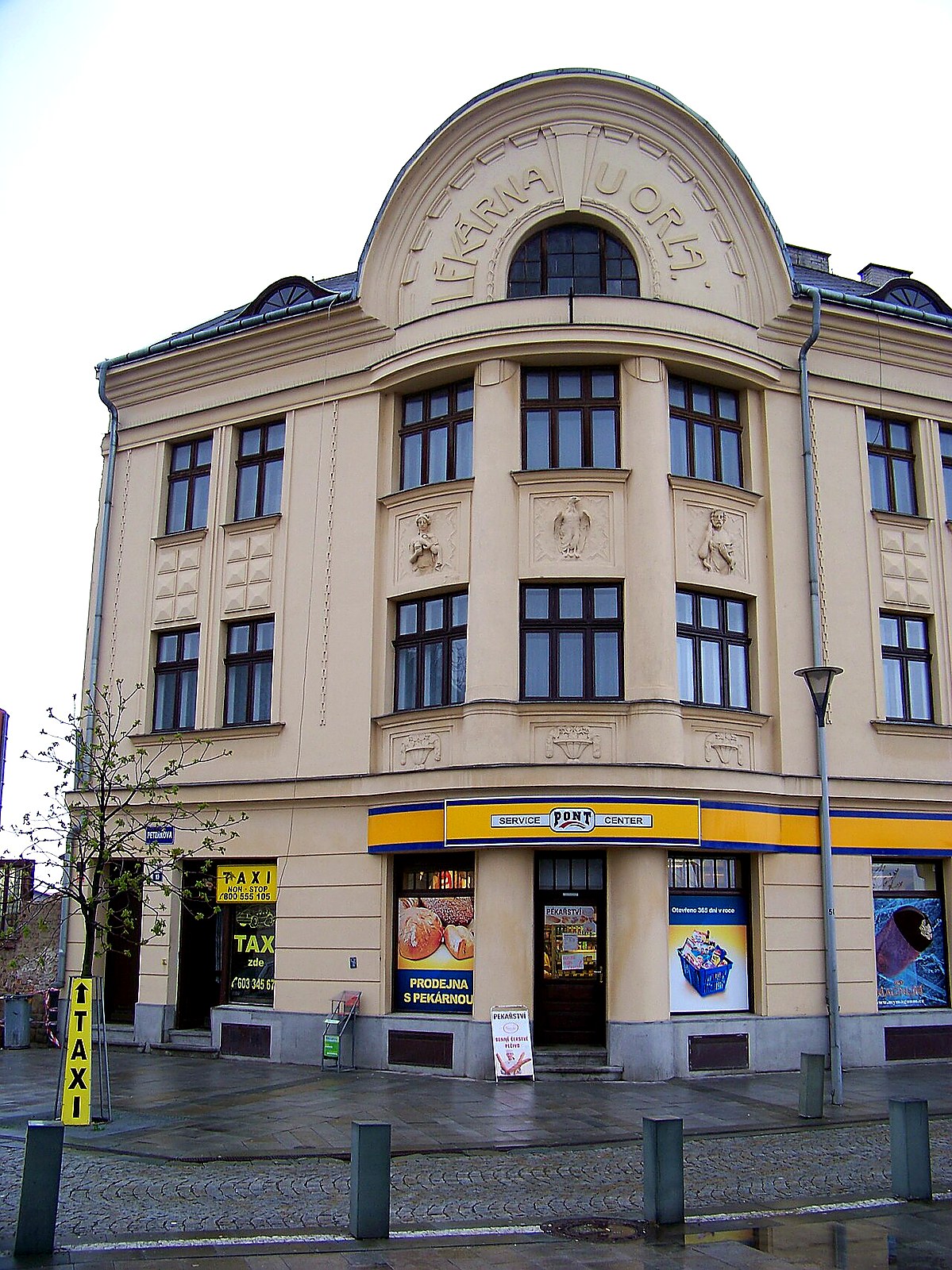 
<span>Bývalá lékárna</span>
