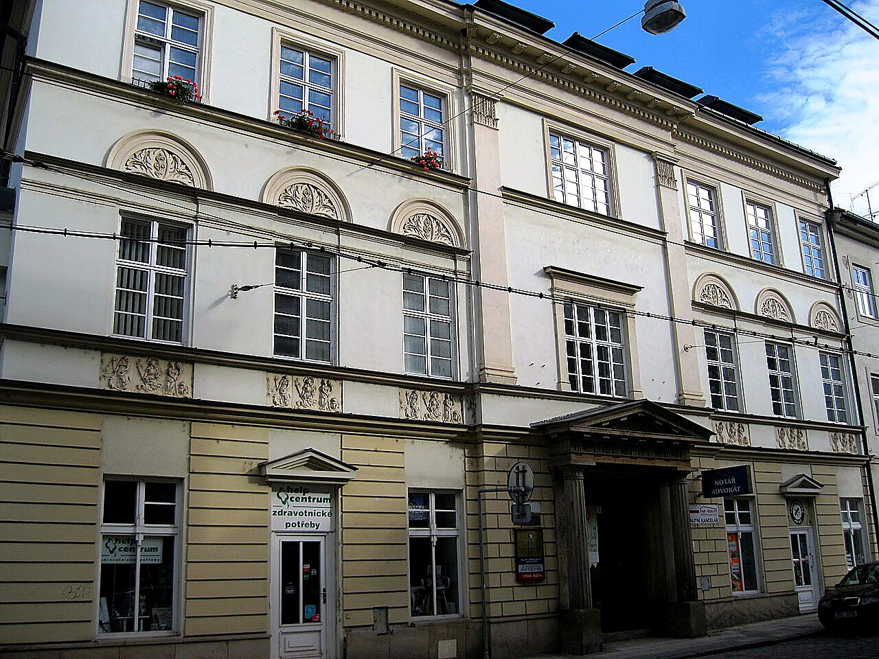 
<span>Bývalá sokolovna</span>

