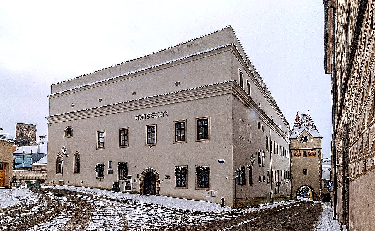 
<span>Bývalý jezuitský seminář v Jindřichově Hradci</span>
