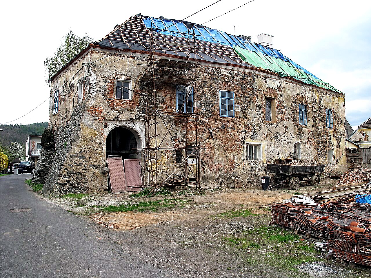 
<span>Dolany</span>
