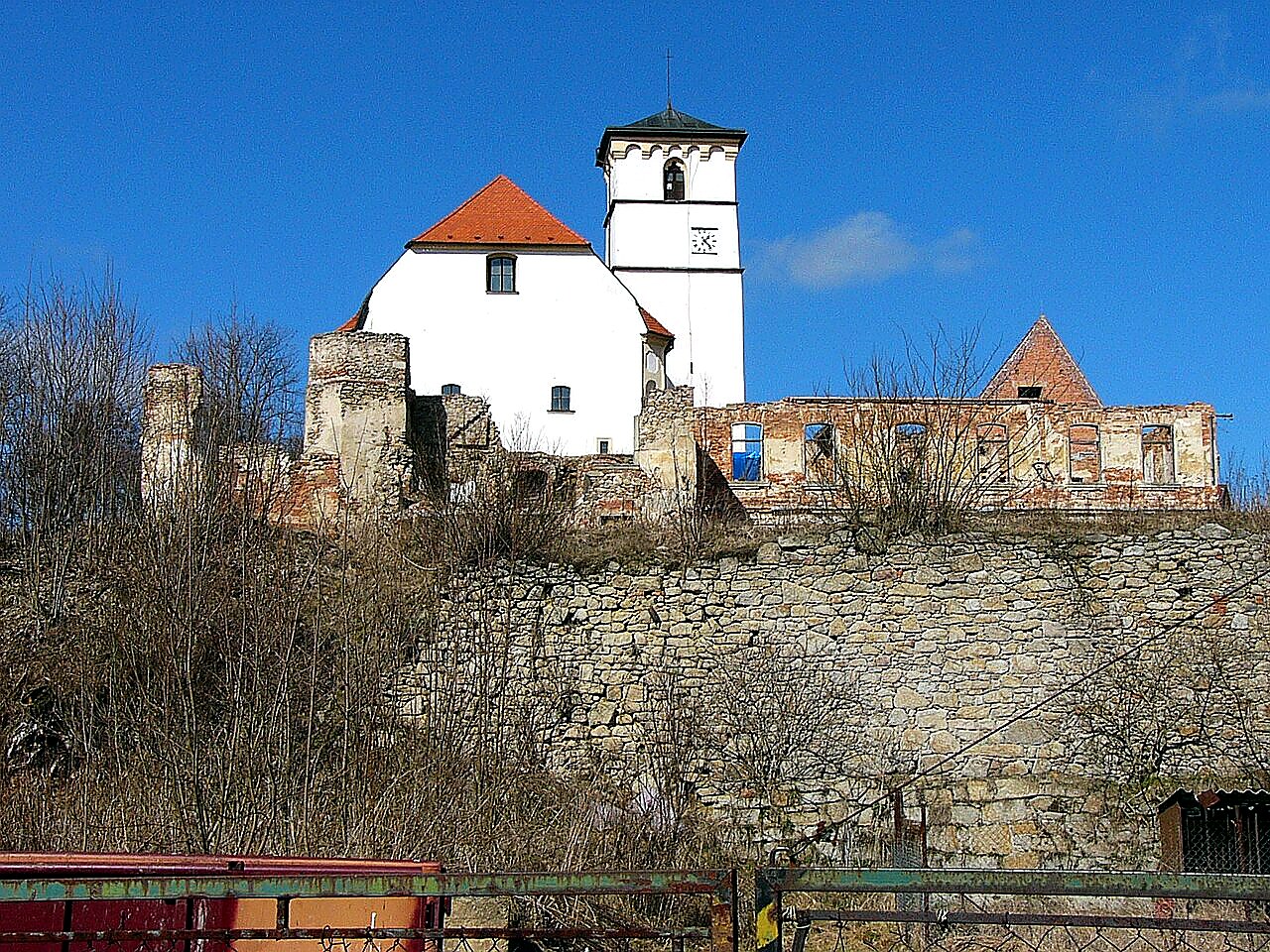
<span>Hazlov</span>

