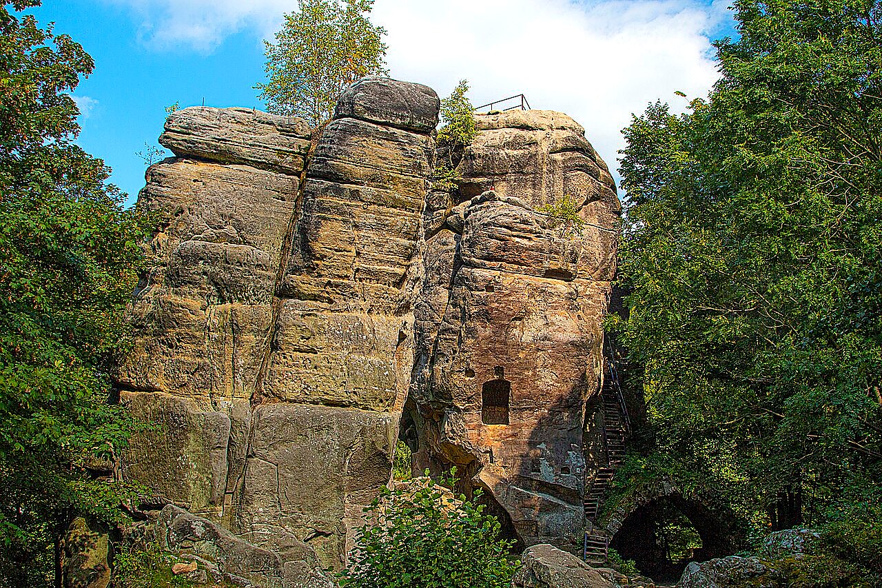 
<span>Skály</span>
