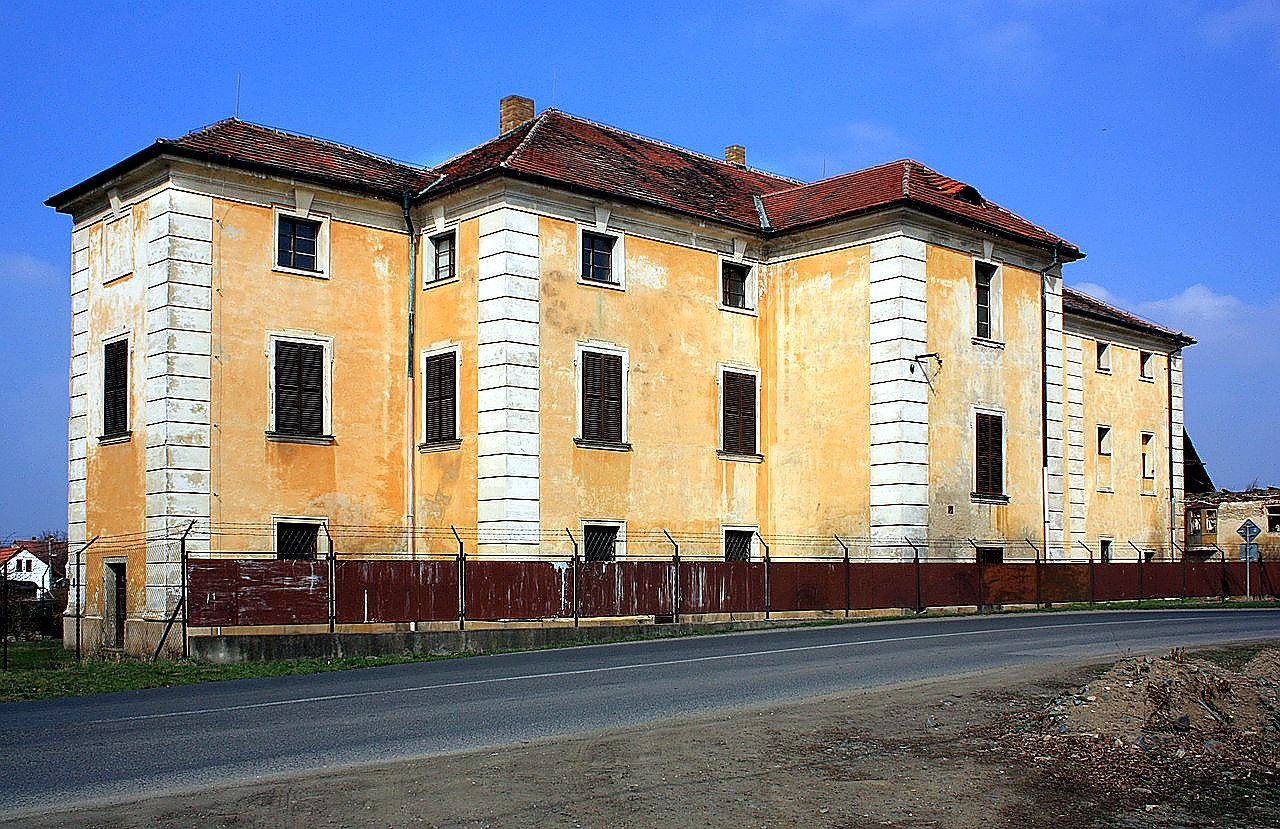 
<span>Zámek Chlumín</span>

