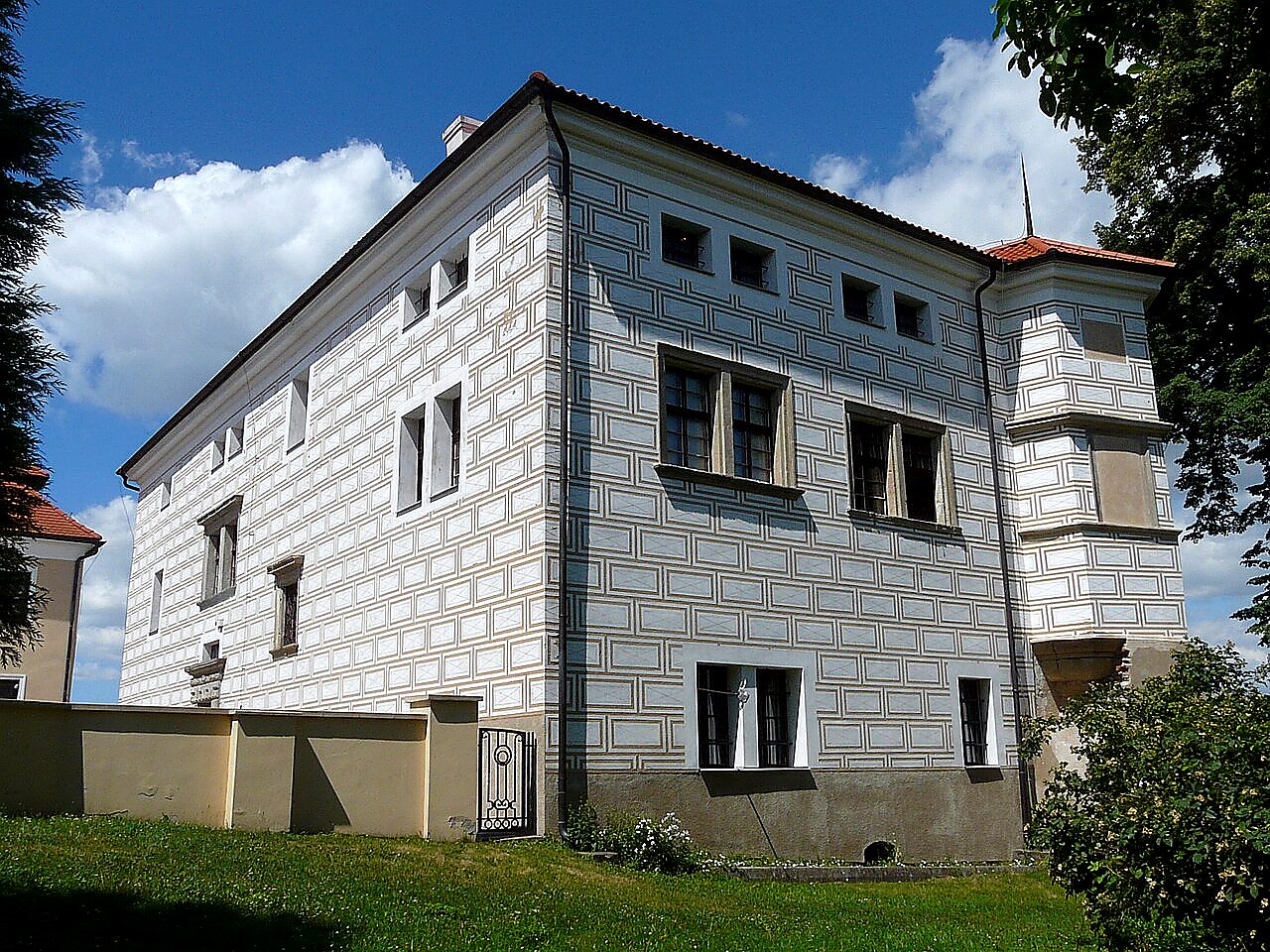 
<span>Zámek Nasavrky</span>
