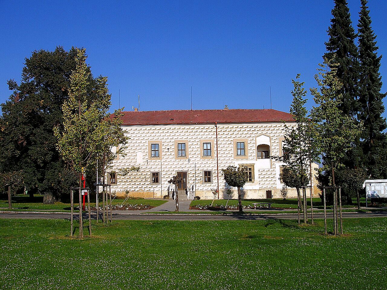 
<span>Zámek Suchdol</span>
