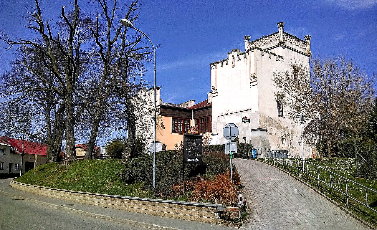 
<span>Zámek Žeranovice</span>
