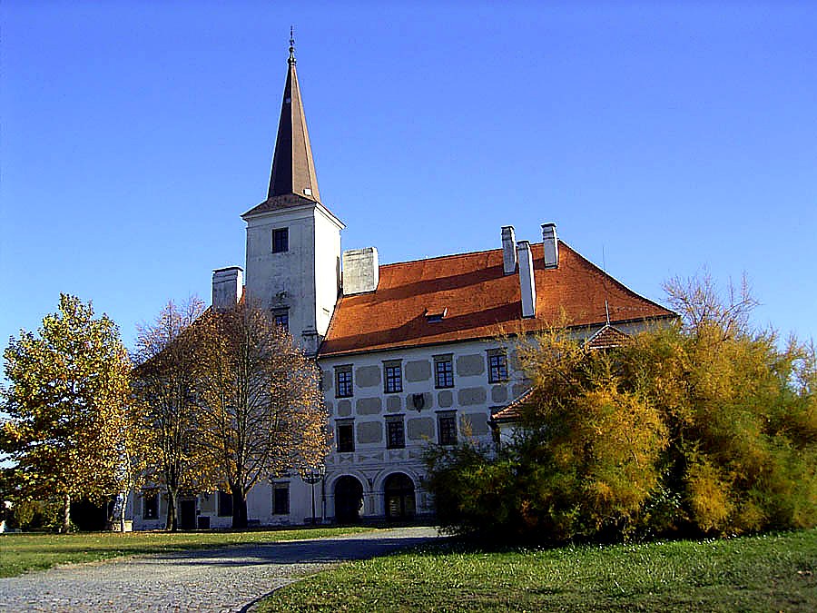 
<span>zámek Chropyně</span>
