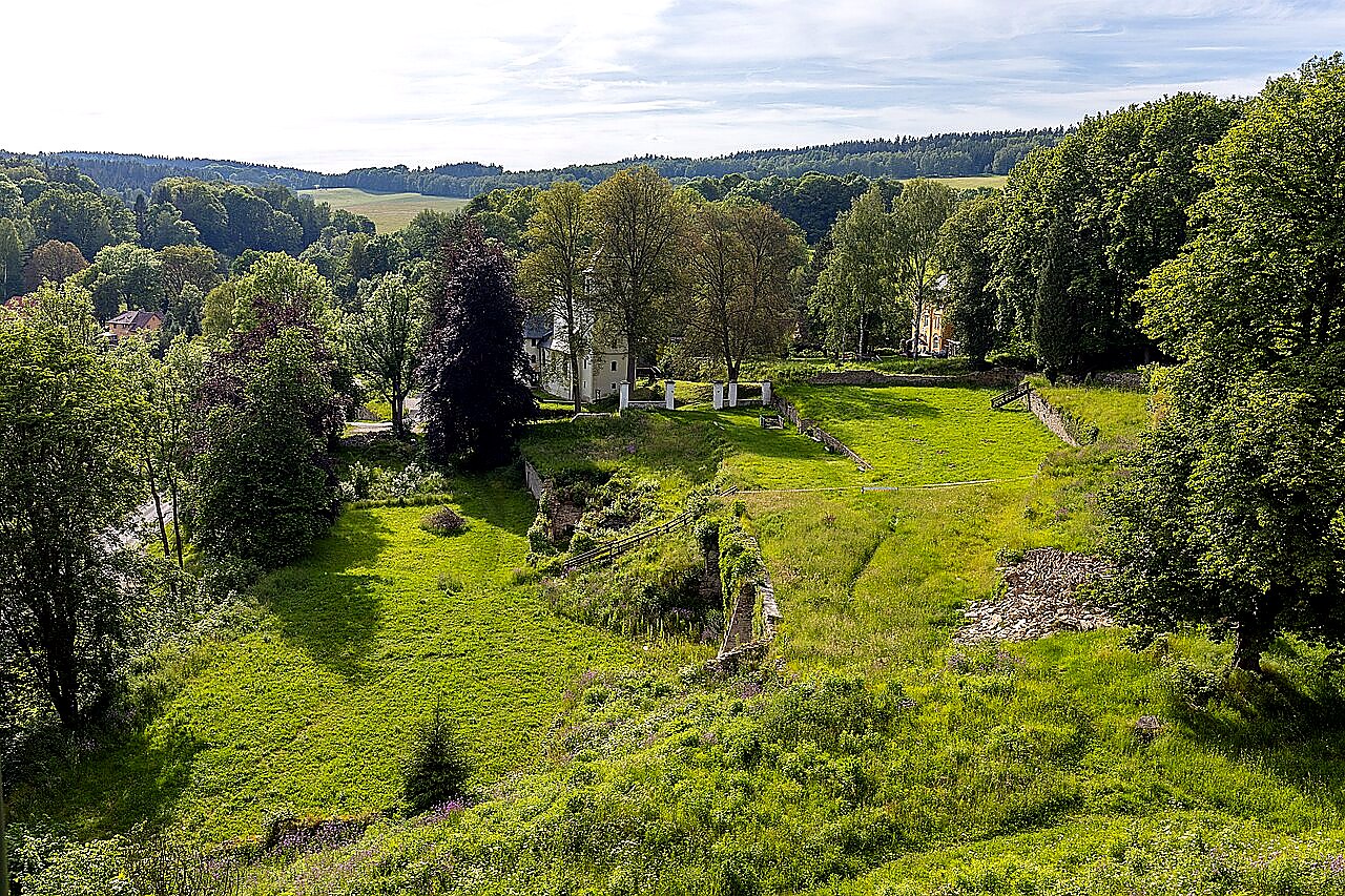 
<span>zámek Podhradí</span>
