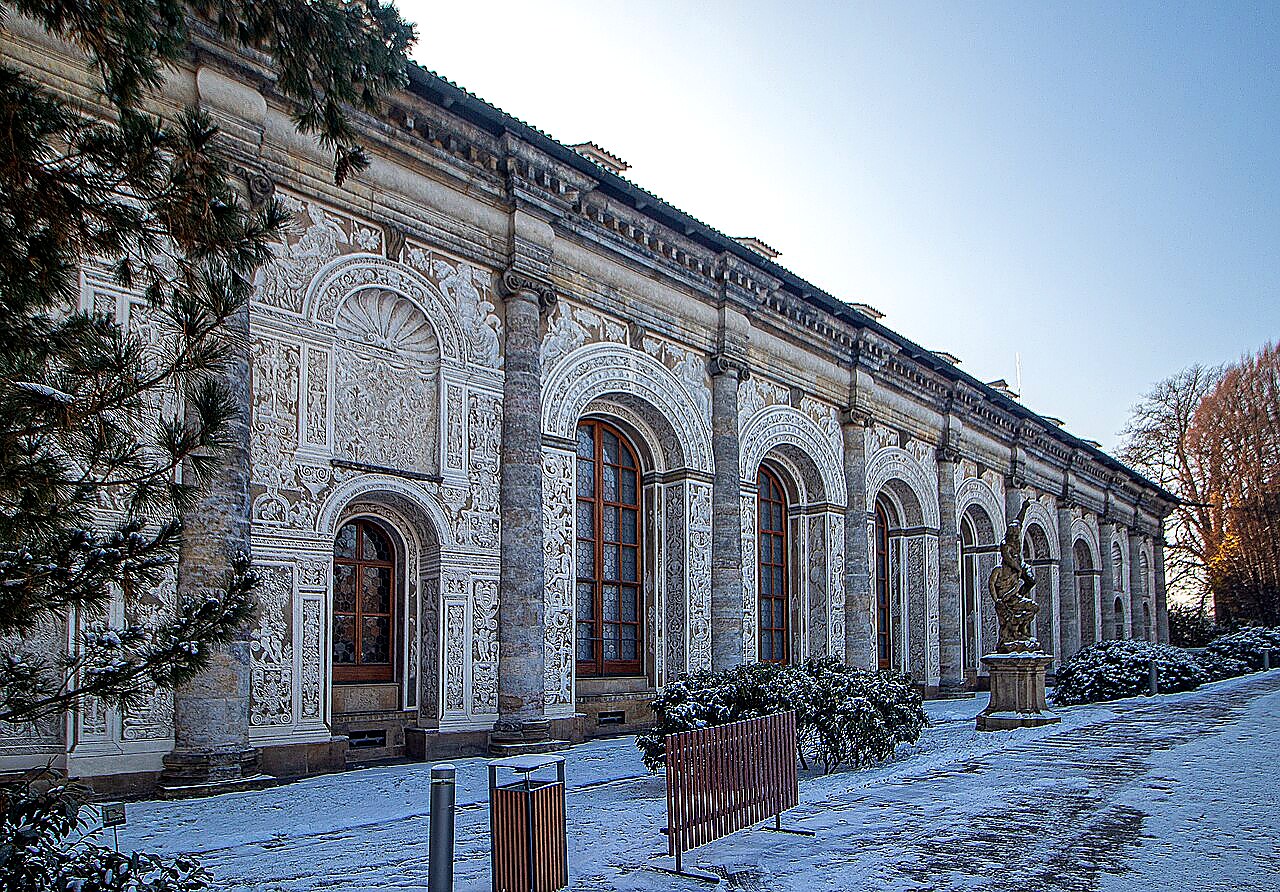 
<span>Velká míčovna</span>
