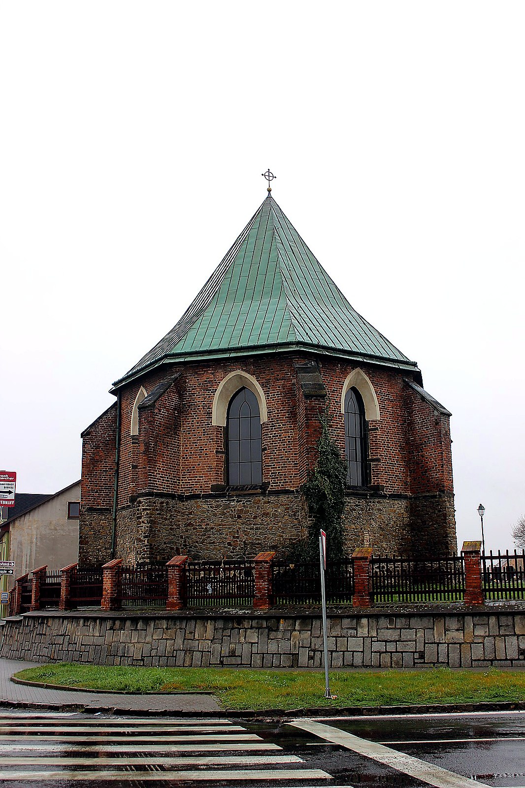 
<span>kaple svatého Kříže (Kateřinky)</span>

