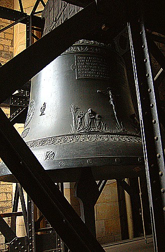 
<span>zvon Zikmund</span>
