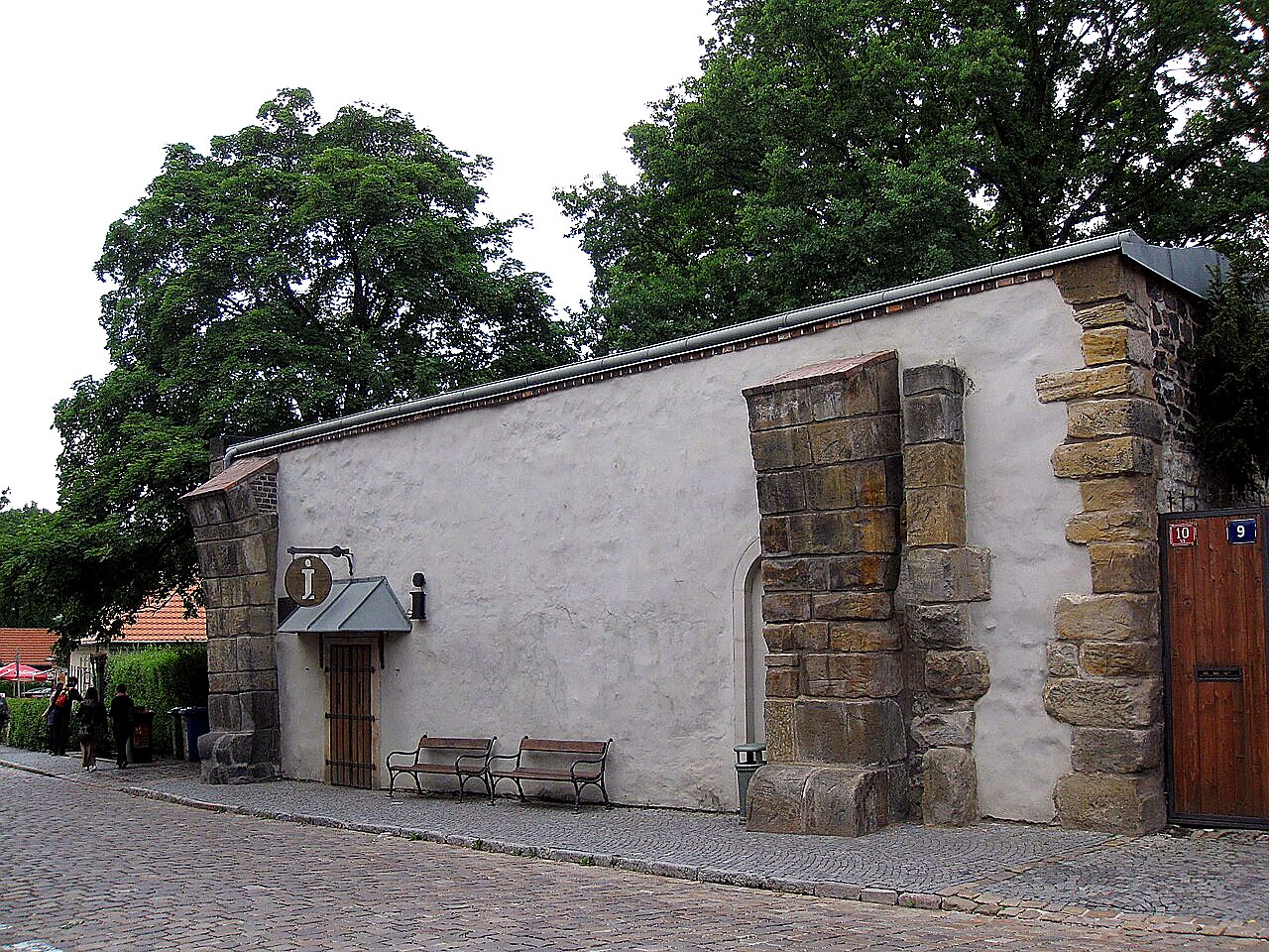 
<span>Špička</span>
