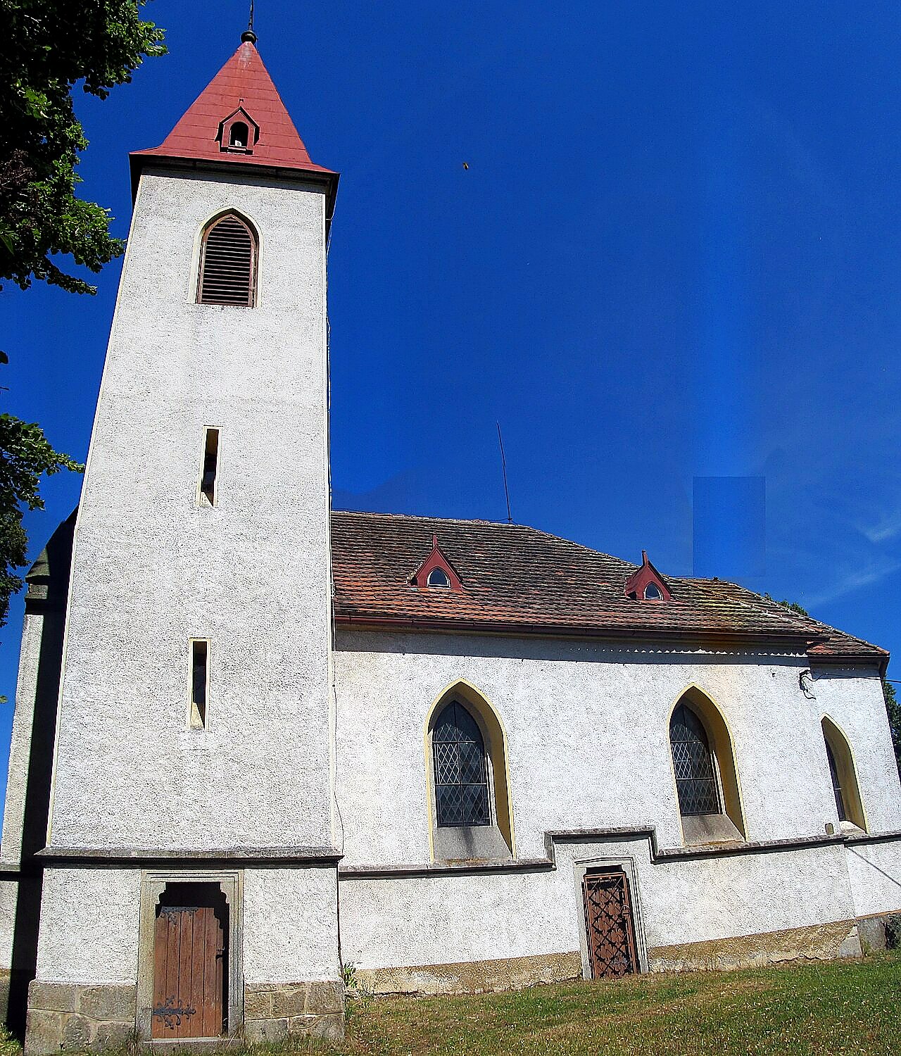 
<span>Kostel Povýšení svatého Kříže (Chlistov)</span>
