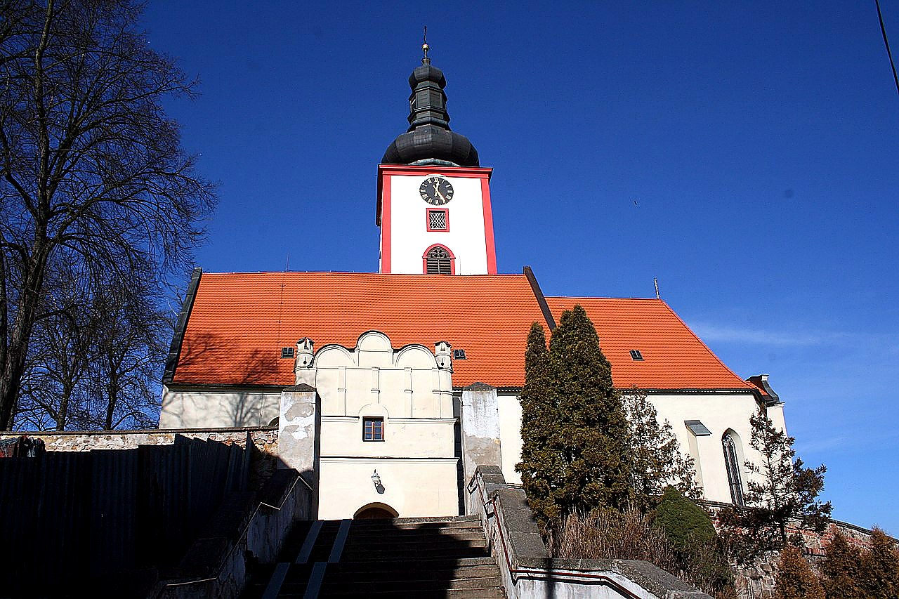 
<span>Kostel Povýšení svatého Kříže (Veselí nad Lužnicí I)</span>
