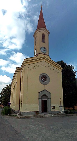 
<span>Kostel Povýšení svatého Kříže (Petrovice)</span>

