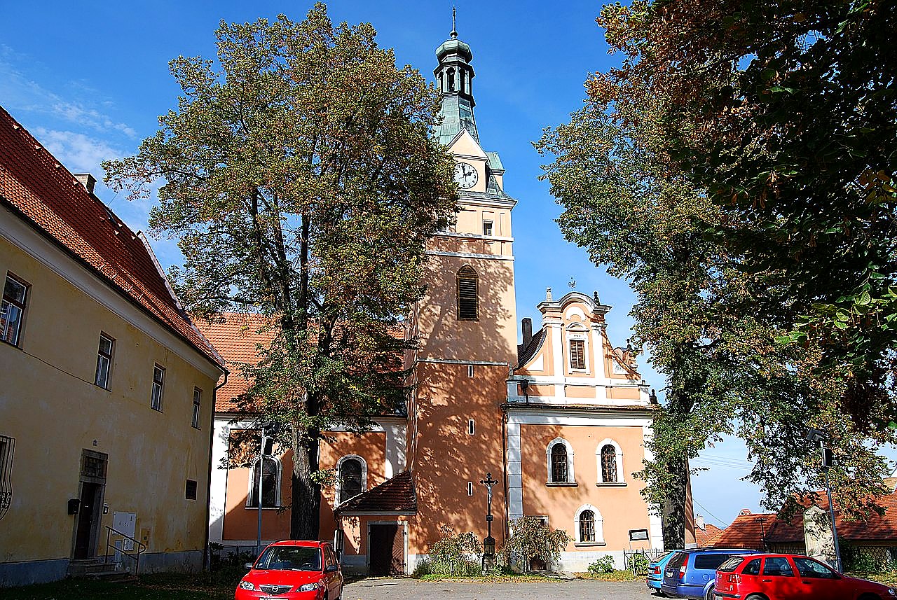 Kostel svatého Jakuba Většího (Lhenice)