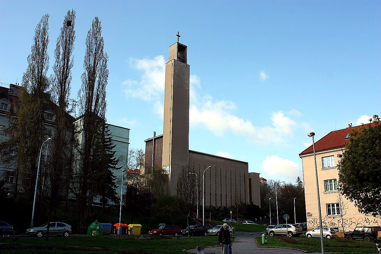 
<span>Kostel svatého Jana Nepomuckého (Košíře)</span>
