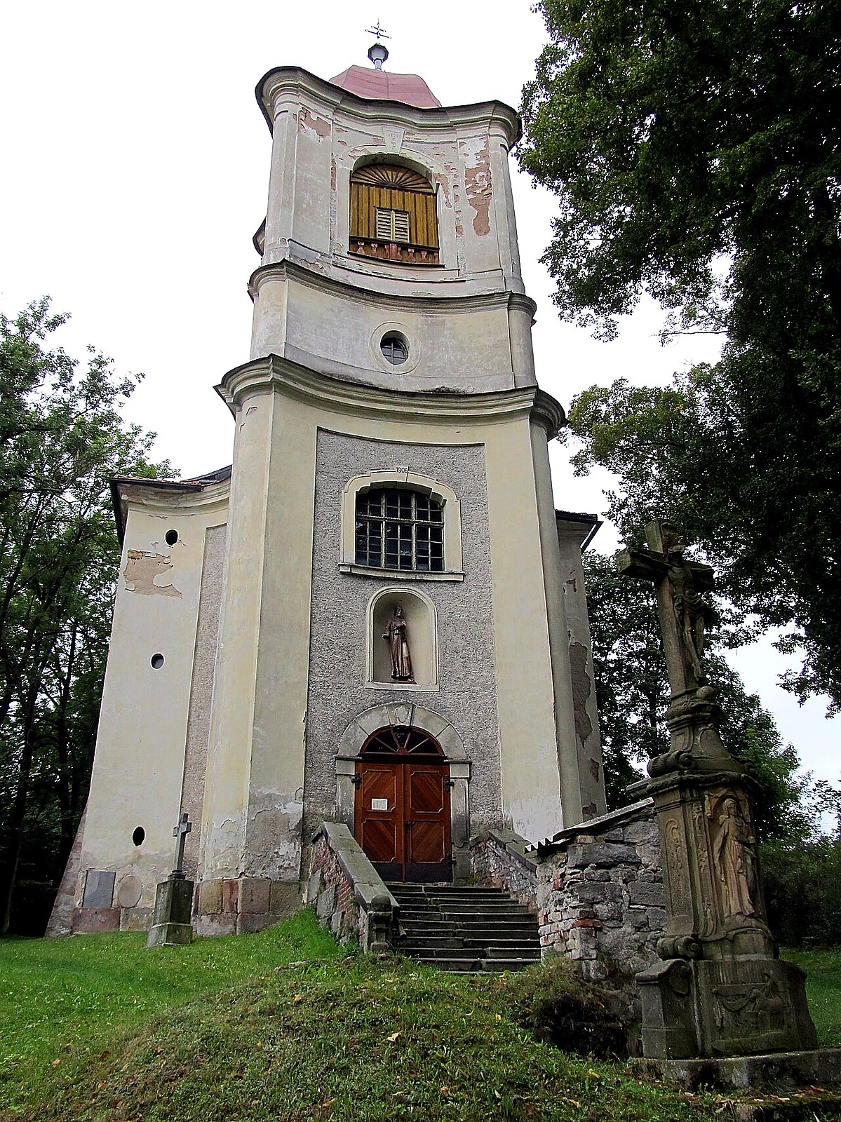 
<span>Kostel svatého Josefa (Stárkov)</span>
