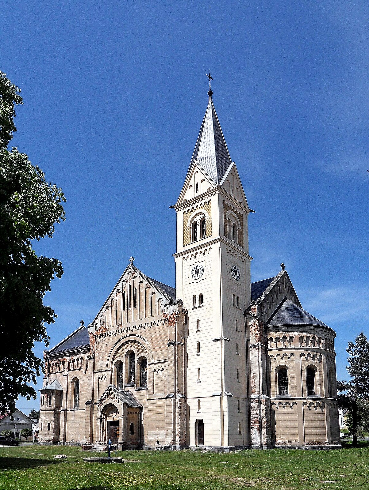 
<span>Kostel svatého Josefa (Úherce)</span>
