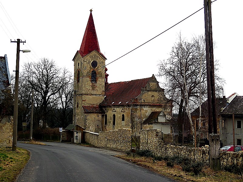 
<span>Kostel svatého Martina (Robeč)</span>

