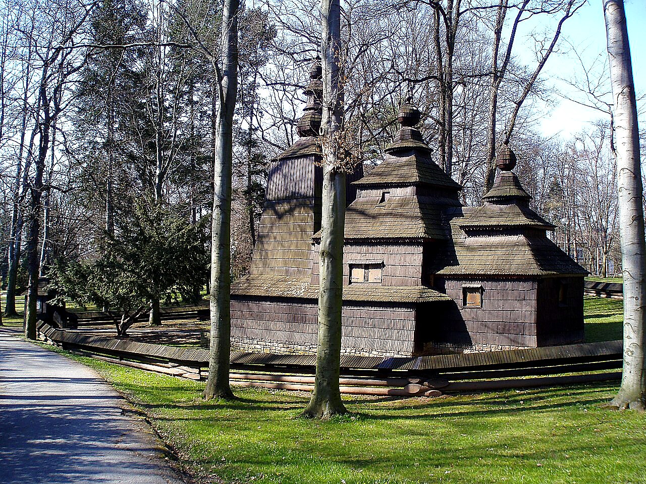 
<span>Kostel svatého Mikuláše v Hradci Králové</span>
