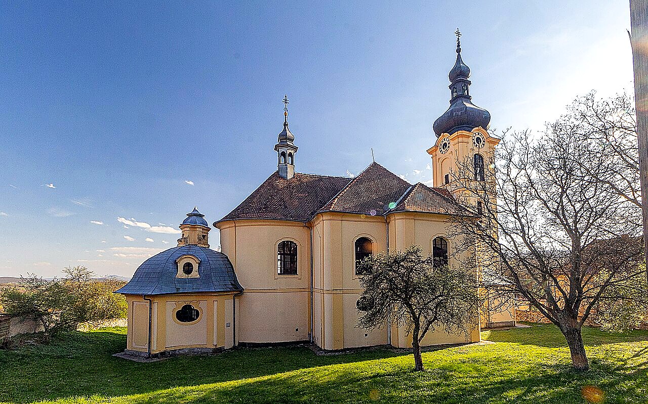 
<span>Kostel svatého Mikuláše v Třebušíně</span>
