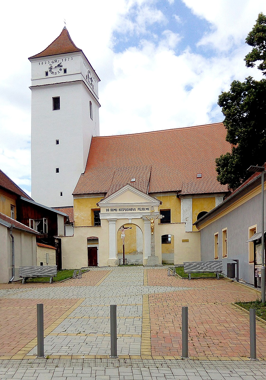 
<span>Kostel svatého Václava (Velešín)</span>
