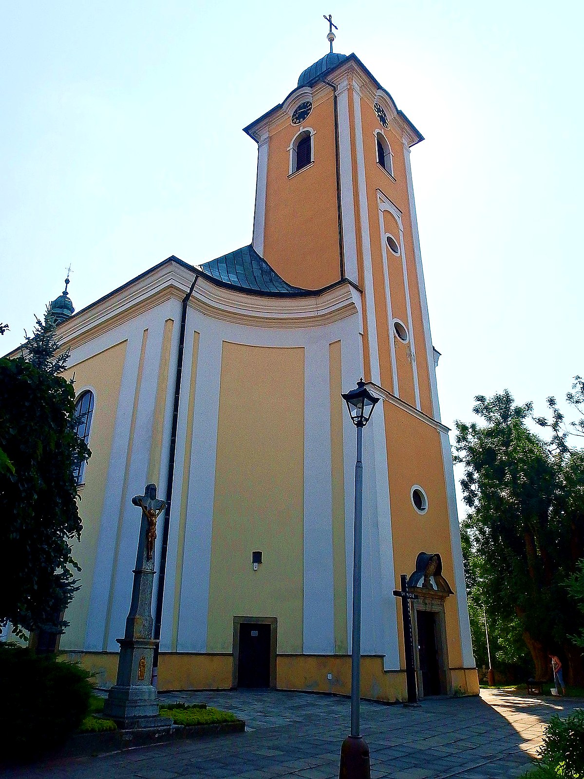 
<span>Kostel svatých Petra a Pavla (Kelč)</span>
