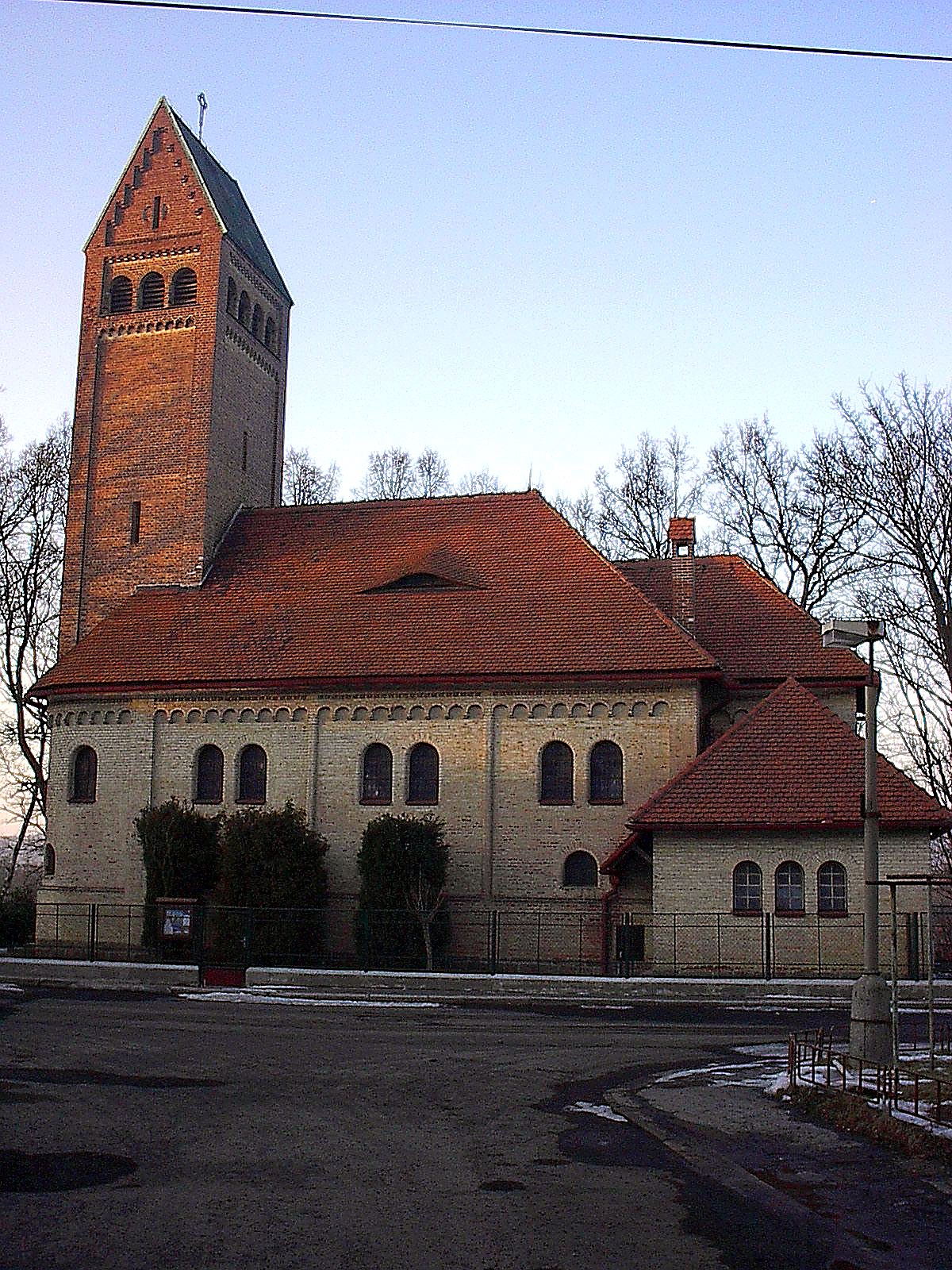 
<span>evangelický kostel v Kynšperku nad Ohří</span>
