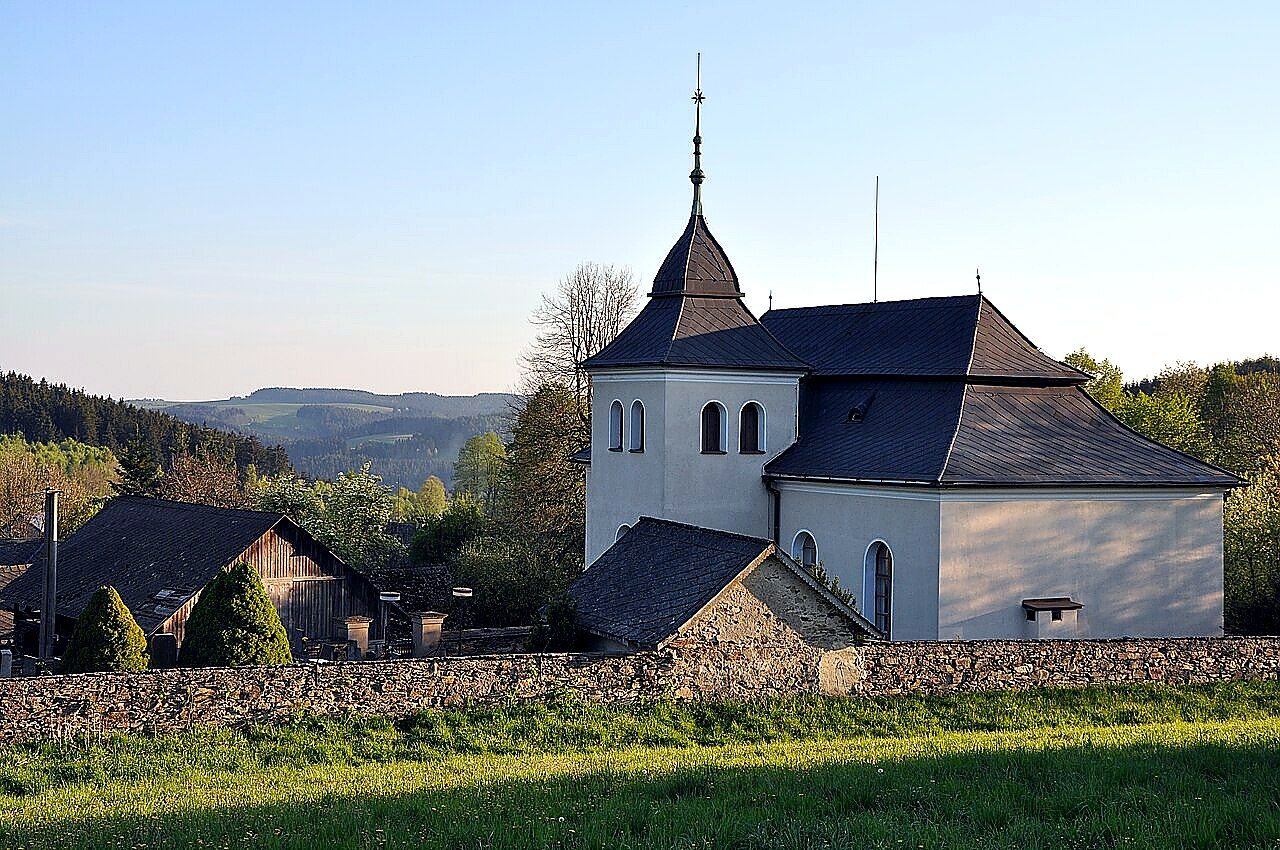 
<span>evangelický kostel ve Veselí</span>
