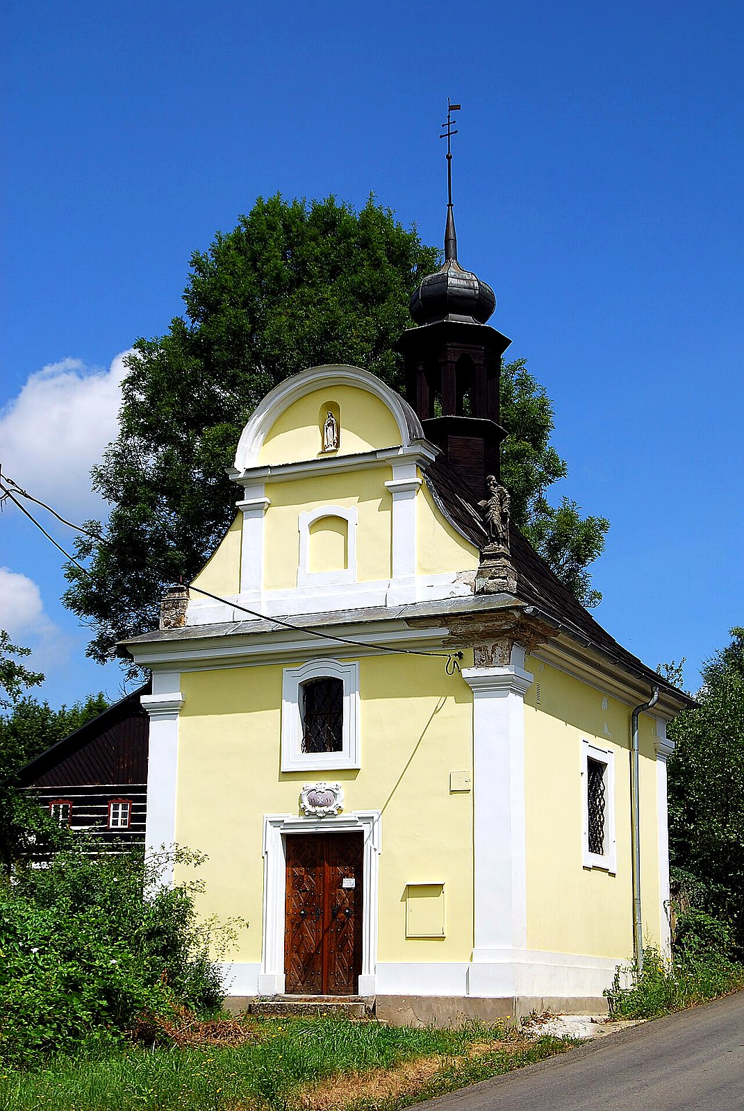 
<span>kaple svaté Máří Magdaleny (Chomouty)</span>
