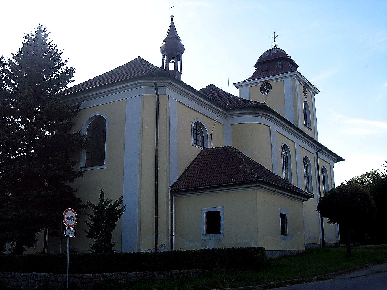 
<span>kostel Narození Panny Marie (Větrný Jeníkov)</span>
