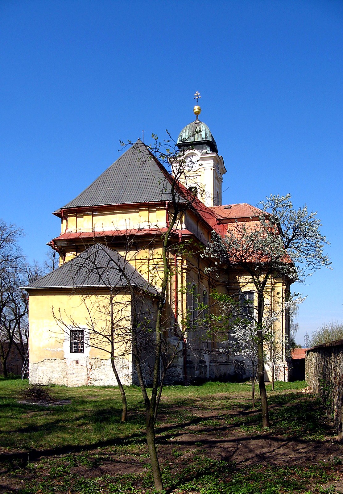 
<span>kostel Všech svatých (Dobromilice)</span>
