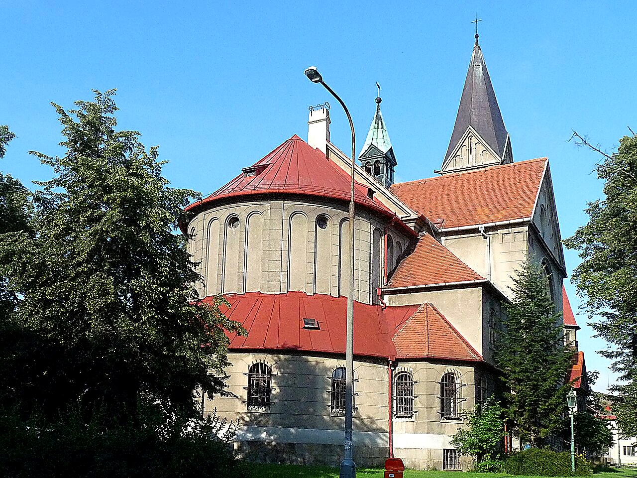 
<span>kostel svatého Jana Nepomuckého (České Budějovice 7)</span>
