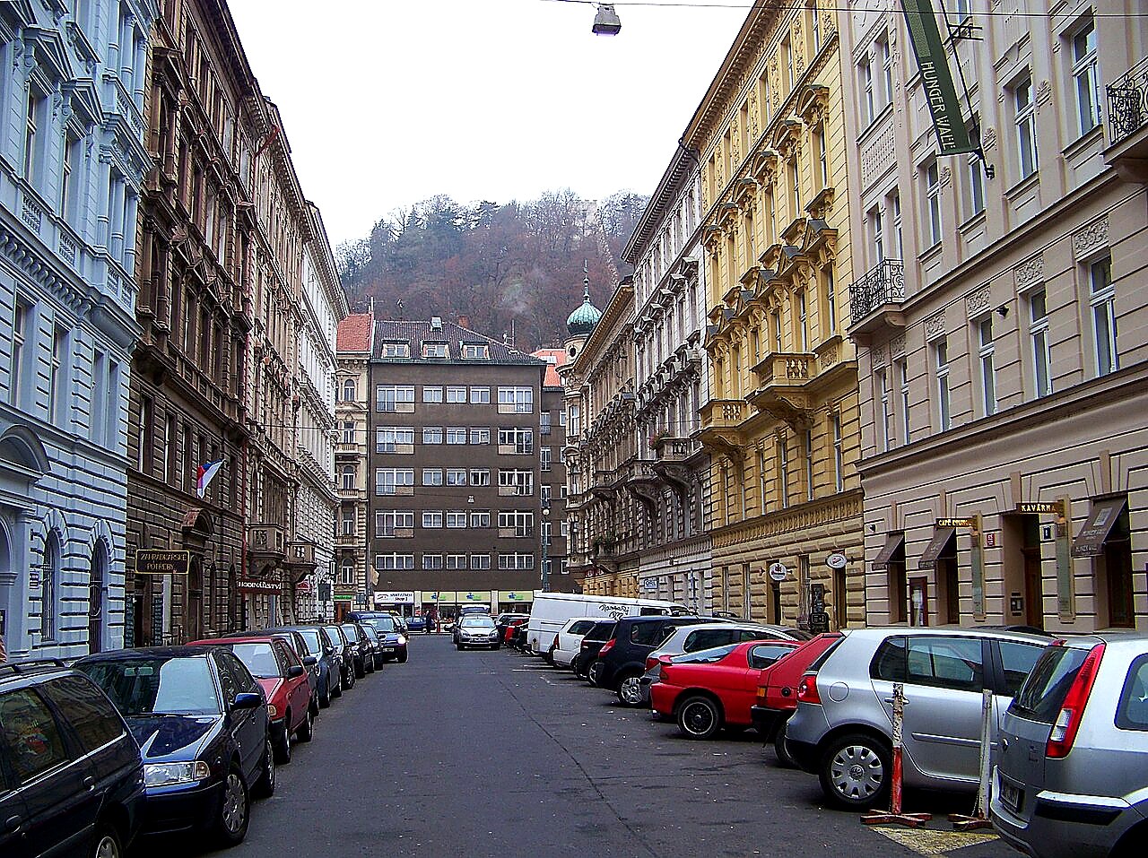 
<span>Plaská</span>
