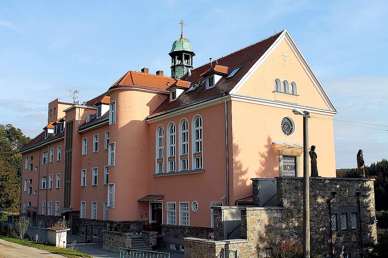 
<span>Klášter milosrdných sester brněnských (Žernůvka)</span>
