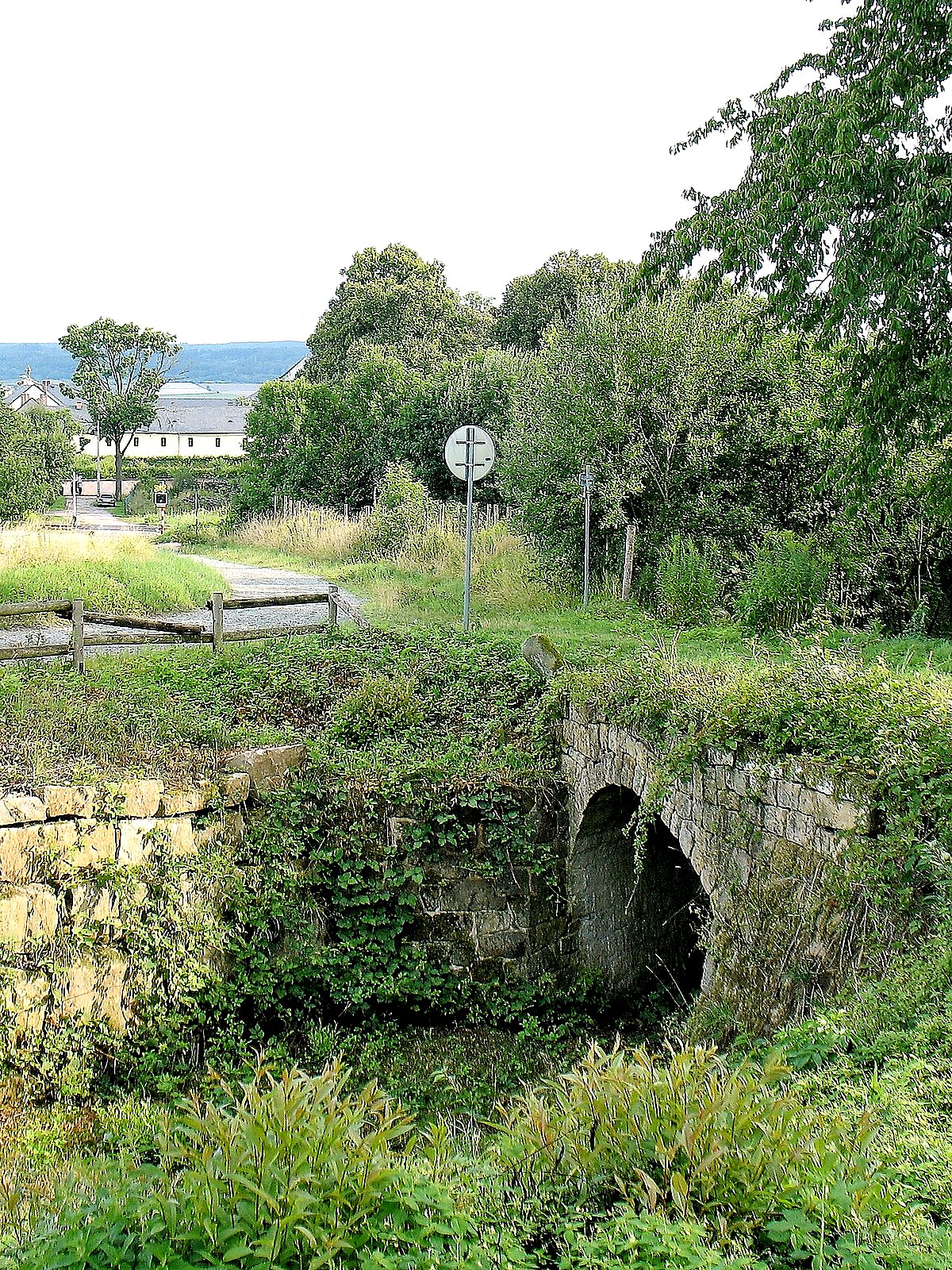 
<span>kamenný mostek jižně od Kuksu</span>
