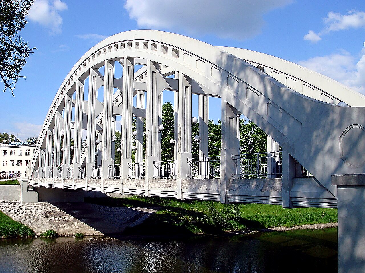 
<span>most Sokolovských hrdinů</span>
