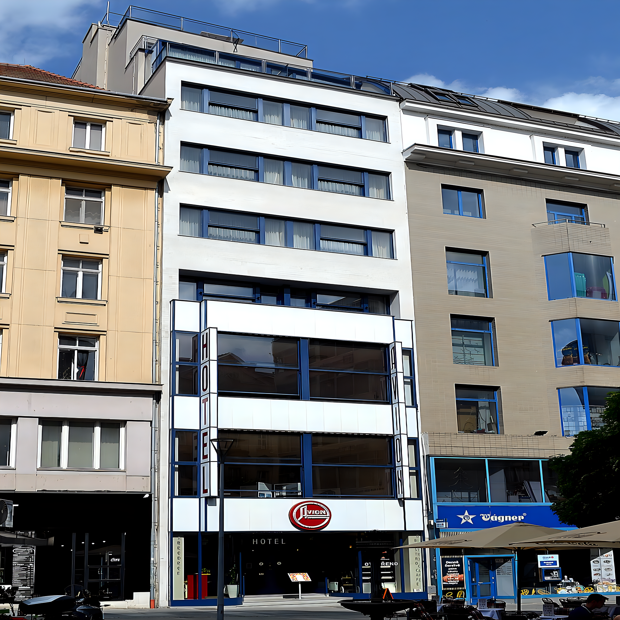 
<span>Hotel Avion</span>
