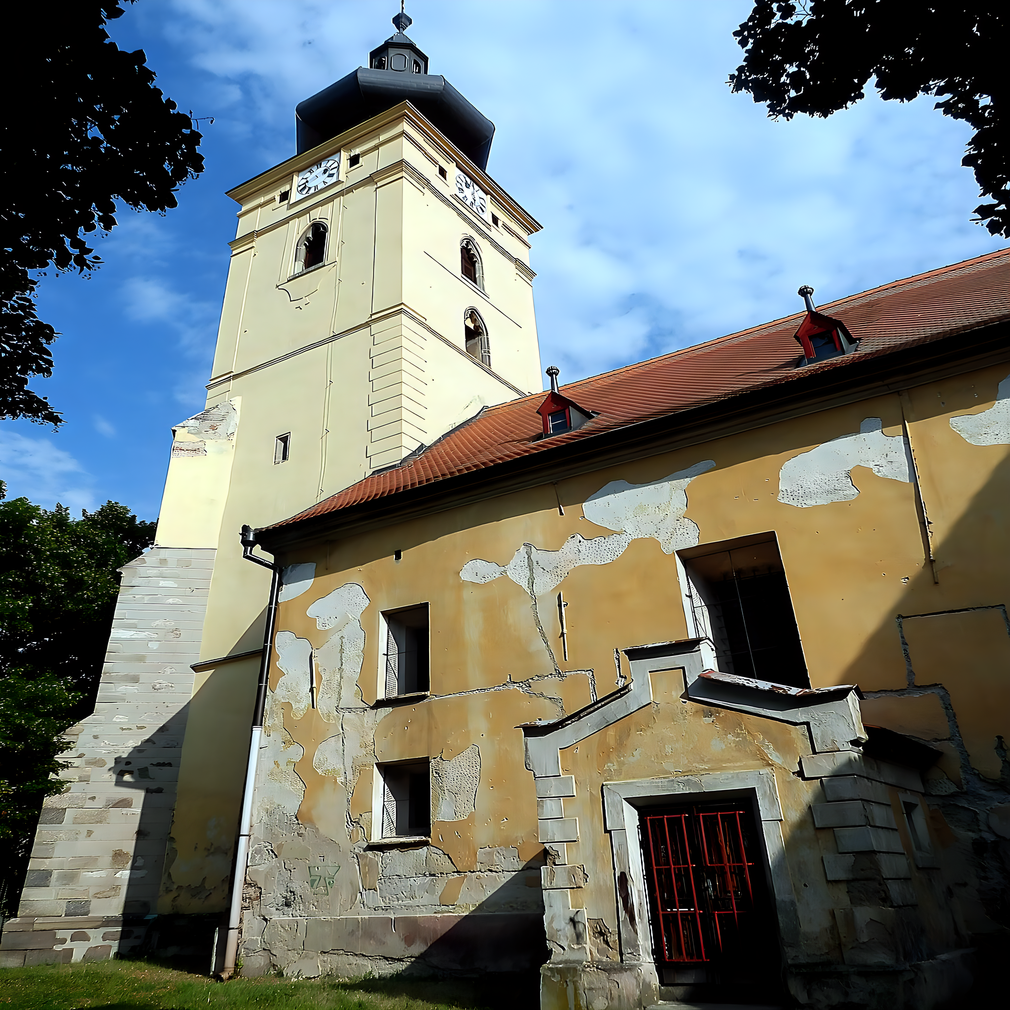
<span>Kostel Nanebevzetí Panny Marie (Netolice)</span>
