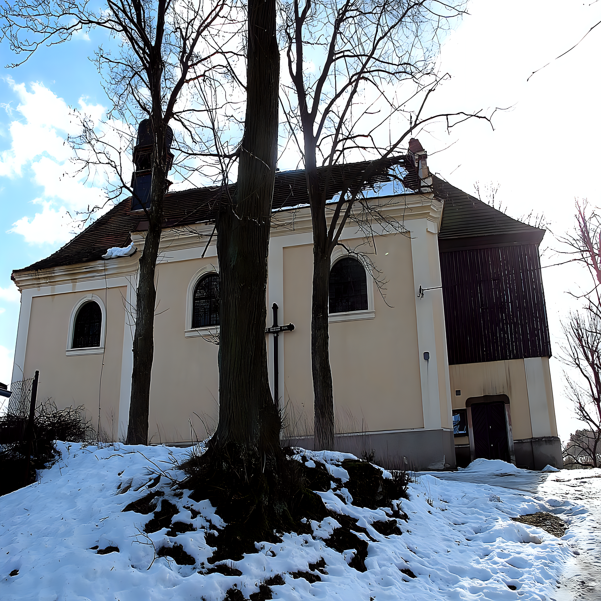 
<span>Kostel svatého Jana Nepomuckého (Stříbrná Skalice)</span>
