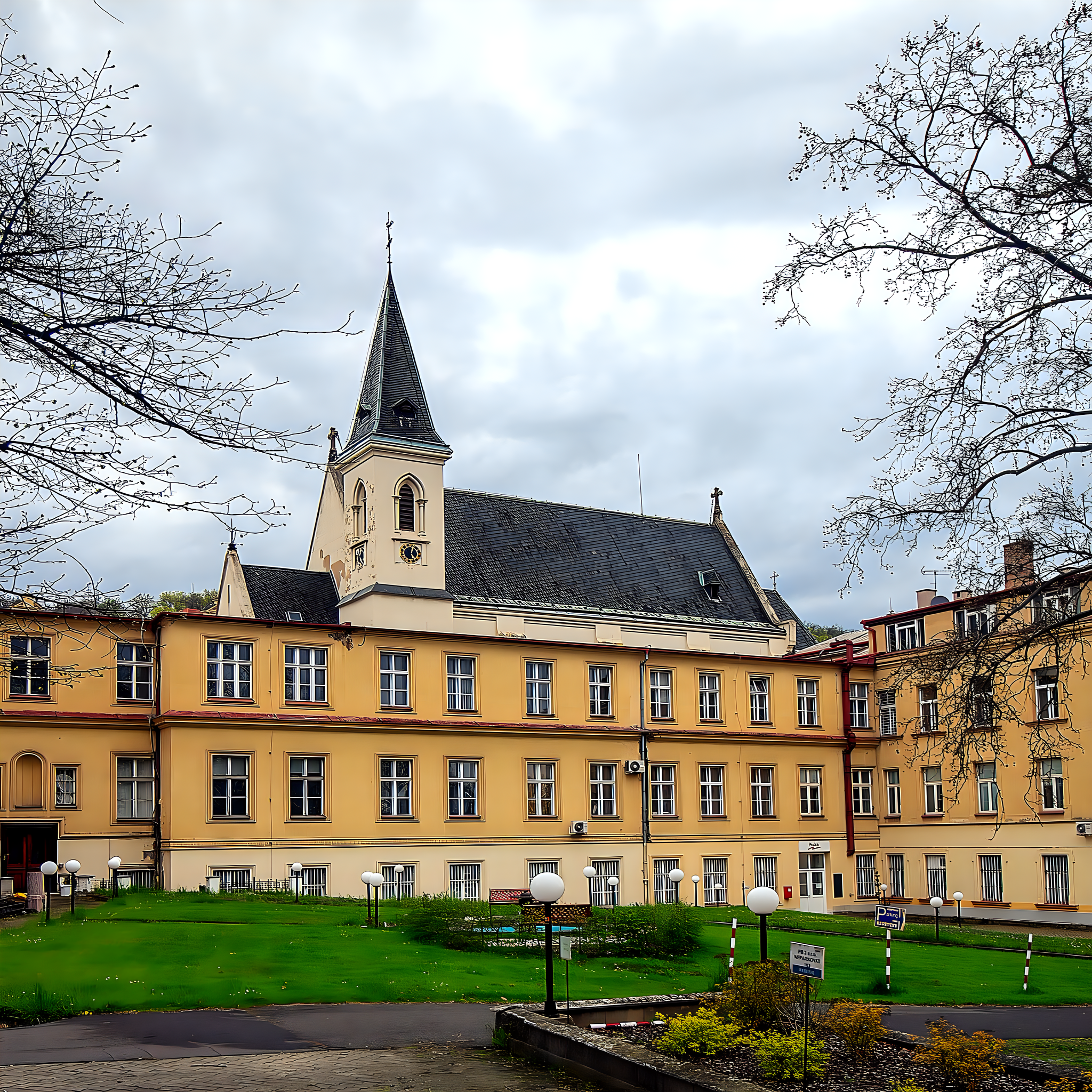 
<span>kostel Srdce Ježíšova na Smíchově</span>
