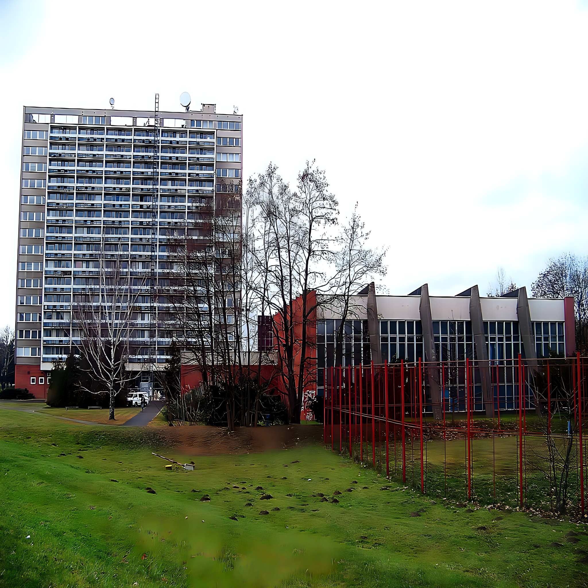 
<span>Vojenská lékařská akademie Jana Evangelisty Purkyně v Hradci Králové</span>
