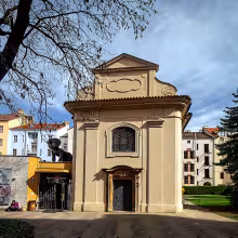 Kostel Povýšení svatého Kříže na Žižkově