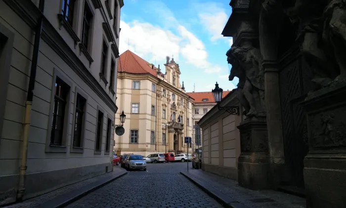 Linhartská