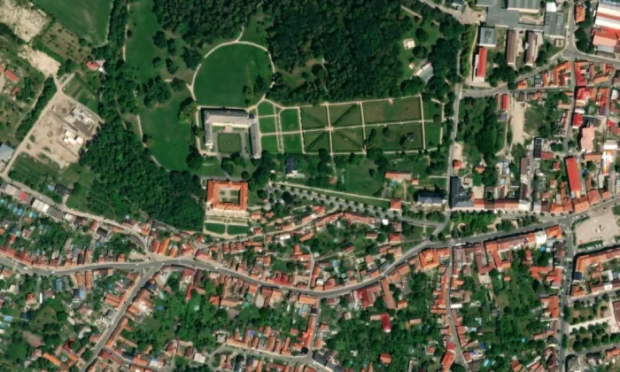 Alegorie měsíců – letecký pohled