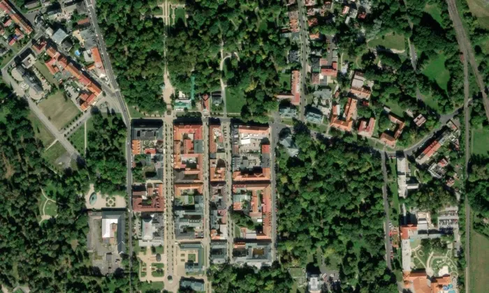 Divadlo Boženy Němcové – letecký pohled