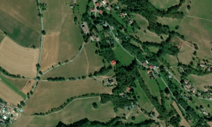 evangelický kostel v Křížlicích – letecký pohled
