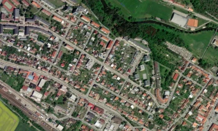 Husův sbor v Náměšti nad Oslavou – letecký pohled