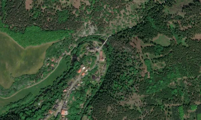kamenný most v Rabštejně nad Střelou – letecký pohled